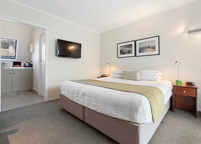 The Parnell Hotel & Conference Centre